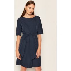 Sukienka koktajlowa Weekend Max Mara Pesi 52261409. Niebieskie sukienki damskie Weekend Max Mara, bez wzorów, wizytowe, bez kołnierzyka, bez rękawów. Za 1219,00 zł.