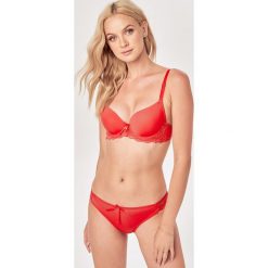 Czerwone Majtki Dorielle. Czerwone majtki damskie Born2be, xl. W wyprzedaży za 19,99 zł.