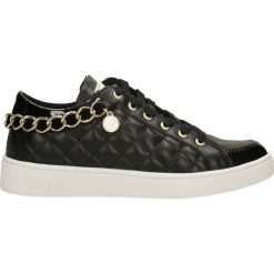Półbuty GUESS. Czarne półbuty damskie skórzane Guess, z aplikacjami. Za 299,90 zł.