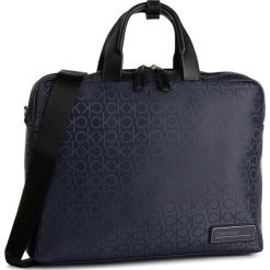 Torba na laptopa CALVIN KLEIN - Industrial Mono Slim Laptop Bag K50K504821 CEF. Niebieskie torby męskie skórzane Calvin Klein, bez wzorów, ze skóry ekologicznej. Za 749,00 zł.