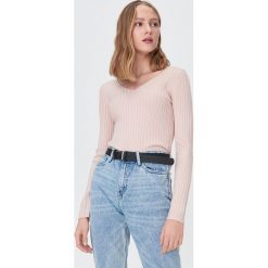 Dopasowany sweter - Beżowy. Brązowe swetry damskie Sinsay, xl, bez wzorów, bez rękawów, bez kaptura. Za 39,99 zł.