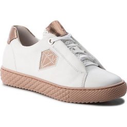 Sneakersy GABOR - 86.438.50 Weiss/Rame. Białe półbuty damskie Gabor, na co dzień, bez wzorów, ze skóry, bez obcasa, na płaskiej podeszwie, bez zapięcia. W wyprzedaży za 339,00 zł.