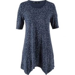 Shirt z dłuższymi bokami, krótki rękaw bonprix ciemnoniebieski wzorzysty. Niebieskie koszulki damskie marki bonprix, bez wzorów, bez kołnierzyka, z krótkim rękawem. Za 44,99 zł.