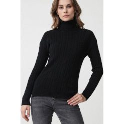 Czarny Golf Soltone. Czarne swetry damskie Born2be, s, bez wzorów, z dzianiny, eleganckie, z długim rękawem, długie, bez kaptura. Za 99,99 zł.