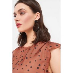 Koszulka bimaterial ze wzorem. Niebieskie koszulki damskie Orsay, xs, w grochy, z poliesteru, z okrągłym kołnierzem. Za 59,99 zł.