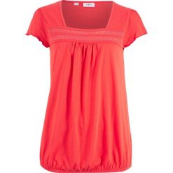 Shirt bawełniany z koronką i krótkim rękawem bonprix koralowy. Różowe koszulki damskie bonprix, w koronkowe wzory, z bawełny, bez kołnierzyka, z krótkim rękawem. Za 44,99 zł.