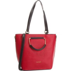 Torebka MONNARI - BAG9910-005 Red. Czerwone torebki klasyczne damskie Monnari, bez wzorów, ze skóry ekologicznej, klasyczne, bez dodatków. W wyprzedaży za 129,00 zł.