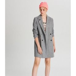 Klasyczny płaszcz - Jasny szary. Szare płaszcze damskie Cropp, xl, bez wzorów, klasyczne. Za 199,99 zł.