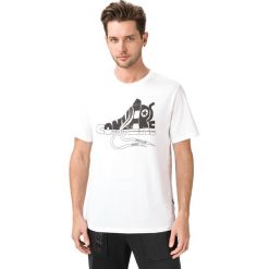 Converse Chucks Art Koszulka Biały Wielokolorowy. Białe koszulki męskie Converse, xxl, z nadrukiem, z bawełny, bez kołnierzyka, krótkie. Za 119,95 zł.