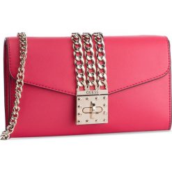 Torebka GUESS - Prisma (VG) Mini Bags HWVG72 99710 RED. Czerwone torebki klasyczne damskie Guess, z aplikacjami, ze skóry ekologicznej, klasyczne, bez dodatków. Za 589,00 zł.
