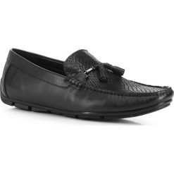 Buty męskie. Czarne mokasyny męskie Wittchen, ze skóry. W wyprzedaży za 259,90 zł.