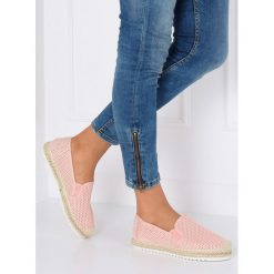 Espadryle damskie rózowe. Różowe espadryle damskie FunKee.pl, bez wzorów, z tkaniny, bez obcasa. Za 60,99 zł.