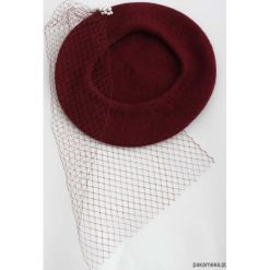 BERET z perełkami i woalem bordo. Berety damskie Pakamera, bez wzorów. Za 110,00 zł.