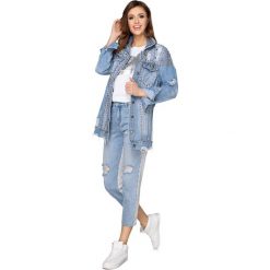 Długa dżinsowa kurtka z ćwiekami i przetarciami. Kurtki damskie Made in Poland, s, bez wzorów, z bawełny, długie, bez kaptura. Za 269,00 zł.