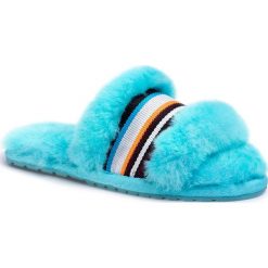 Kapcie EMU AUSTRALIA - Wrenlette W11634 Aqua. Niebieskie klapki damskie EMU Australia, bez wzorów, ze skóry, bez obcasa. Za 259,00 zł.