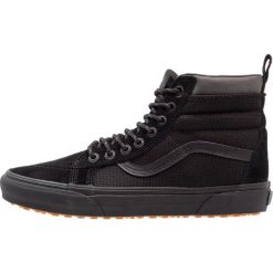Vans UA SK8HI MTE Tenisówki i Trampki wysokie black/ballistic. Czarne tenisówki damskie Vans, z materiału. W wyprzedaży za 368,10 zł.