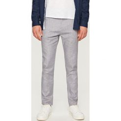 Spodnie męskie: Eleganckie spodnie chino slim fit – Szary