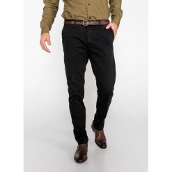 Scotch & Soda Stuart Spodnie Czarny. Czarne spodnie męskie Scotch & Soda, w paski, z elastanu. Za 404,95 zł.