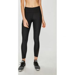Under Armour - Legginsy Vanish Pleated. Czarne spodnie damskie Under Armour, s, bez wzorów, z elastanu. W wyprzedaży za 139,90 zł.