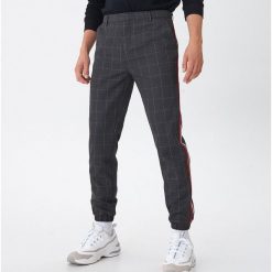 Joggery w kratkę - Szary. Szare spodnie męskie House, xl, w kratkę. Za 119,99 zł.
