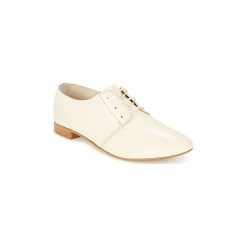 Derby Betty London GERY. Białe półbuty damskie Betty London, bez wzorów, bez obcasa, bez zapięcia. Za 187,85 zł.