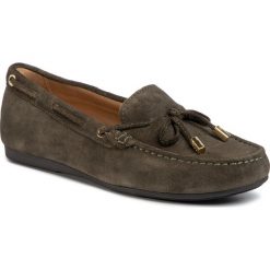 Mokasyny MICHAEL MICHAEL KORS - Sutton Moc 40R7STFR1S Ivy. Zielone mokasyny damskie MICHAEL Michael Kors, ze skóry, na płaskiej podeszwie. W wyprzedaży za 439,00 zł.