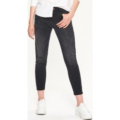 Boyfriendy damskie: Jeansy slouch - Czarny