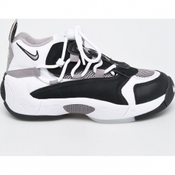 Nike Sportswear - Buty. Czarne buty sportowe damskie marki Nike Sportswear, bez wzorów, ze skóry, sportowe, nike zoom. W wyprzedaży za 489,90 zł.