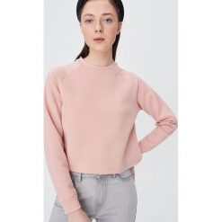 Gładka bluza basic - Różowy. Różowe bluzy damskie Sinsay, s, bez wzorów, bez rękawów, bez kaptura. W wyprzedaży za 15,99 zł.