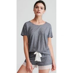 Piżama z szortami - Szary. Szare piżamy damskie Reserved, s, bez wzorów, bez rękawów. Za 79,99 zł.