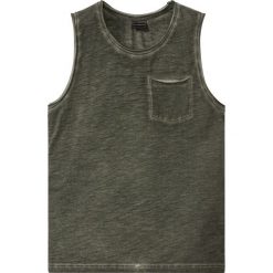 Koszulka tank-top z efektem wytarcia Slim Fit bonprix oliwkowy. Zielone koszulki męskie bonprix, s, bez wzorów, bez kołnierzyka, bez rękawów. Za 34,99 zł.