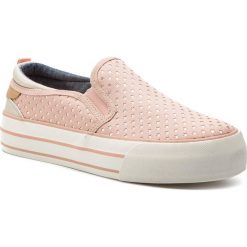 Tenisówki WRANGLER - Halley Slip On WL91560A Rose 080. Różowe półbuty damskie Wrangler, na co dzień, bez wzorów, z gumy, bez obcasa, bez zapięcia. Za 219,00 zł.