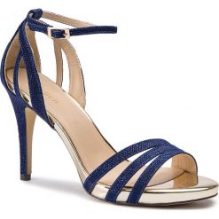 Sandały MENBUR - 7540 Midnight Blue 0021. Niebieskie klapki damskie marki Menbur, bez wzorów, ze skóry ekologicznej, bez obcasa, na obcasie. Za 259,00 zł.