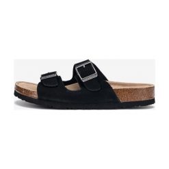 Skechers Fresh Spirit Kapcie Czarny. Czarne kapcie damskie Skechers, ze skóry. Za 214,95 zł.