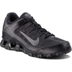 Buty NIKE - Reax 8 Tr Mesh 621716 001 Black/Black/Antracite. Czarne buty sportowe męskie Nike, ze skóry ekologicznej, bez zapięcia, na fitness i siłownię. W wyprzedaży za 289,00 zł.