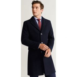 Mango Man - Płaszcz Arizona. Niebieskie płaszcze męskie Mango Man, s, bez wzorów, z poliesteru, klasyczne, bez kaptura. Za 449,90 zł.