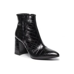 Botki Gino Rossi DBI628-HARUMI. Botki damskie Gino Rossi, bez obcasa, bez zapięcia. Za 399,99 zł.