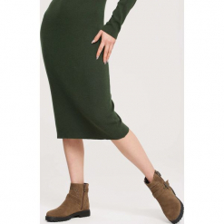 Khaki Botki No Filter. Brązowe botki damskie lity marki other, na jesień, z materiału, z okrągłym noskiem, na zamek. Za 129,99 zł.