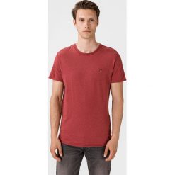 Jack & Jones Frank Koszulka Czerwony. Czerwone podkoszulki męskie Jack & Jones, s, bez wzorów, z bawełny, z krótkim rękawem. Za 78,95 zł.