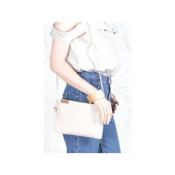 Nodo bag "S" beżowa kopertówka z paskiem na ramię. Brązowe kopertówki damskie marki Hairoo, w paski, klasyczne, na ramię. Za 110,00 zł.