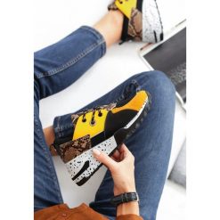 Żółte Sneakersy Coniferous. Żółte buty sportowe damskie Renee, bez wzorów, sportowe. Za 99,99 zł.
