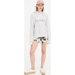 Bluza z logo P&B. Czerwone bluzy damskie Pull&Bear. Za 89,90 zł.