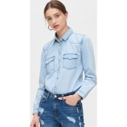 Koszula jeansowa - Niebieski. Niebieskie koszule damskie Cropp, s, bez wzorów, z jeansu, bez kołnierzyka, bez rękawów. Za 89,99 zł.