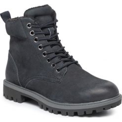 Trapery TAMARIS - 1-25272-23 Navy 805. Niebieskie trapery damskie Tamaris, ze skóry, klasyczne, bez obcasa, bez zapięcia. W wyprzedaży za 259,00 zł.
