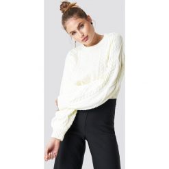 Trendyol Sweter ze splotem - White,Offwhite. Szare swetry klasyczne damskie marki Vila, l, z bawełny, z okrągłym kołnierzem. Za 121,95 zł.