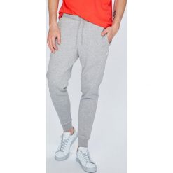 Adidas Originals - Spodnie. Szare spodnie męskie adidas Originals, na co dzień, xl, bez wzorów, z elastanu, sportowe. W wyprzedaży za 249,90 zł.