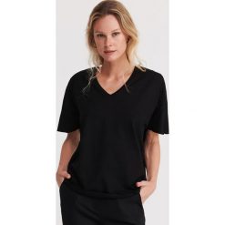 T-shirt oversize - Czarny. Czarne t-shirty damskie Reserved, xl, bez wzorów, bez kołnierzyka. Za 39,99 zł.