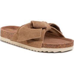 Klapki XTI - 56849 Camel. Pomarańczowe sandały dziewczęce Xti, ze skóry, bez zapięcia. Za 129,00 zł.