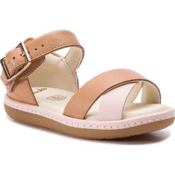Sandały CLARKS - Skylark Pure T 261423036 Bronze. Pomarańczowe sandały dziewczęce Clarks, ze skóry ekologicznej, bez zapięcia. Za 199,00 zł.