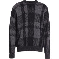 Nuur Sweter check nero. Czarne swetry klasyczne męskie marki Nuur, m, z wełny. W wyprzedaży za 526,05 zł.